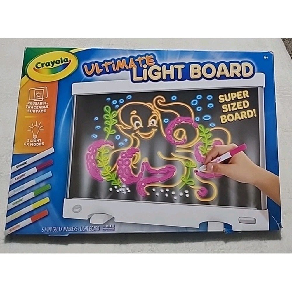 Crayola Ultimate Light‎ Board Kids Light-Up Tracing Pad w/6 Washable Gel Markers